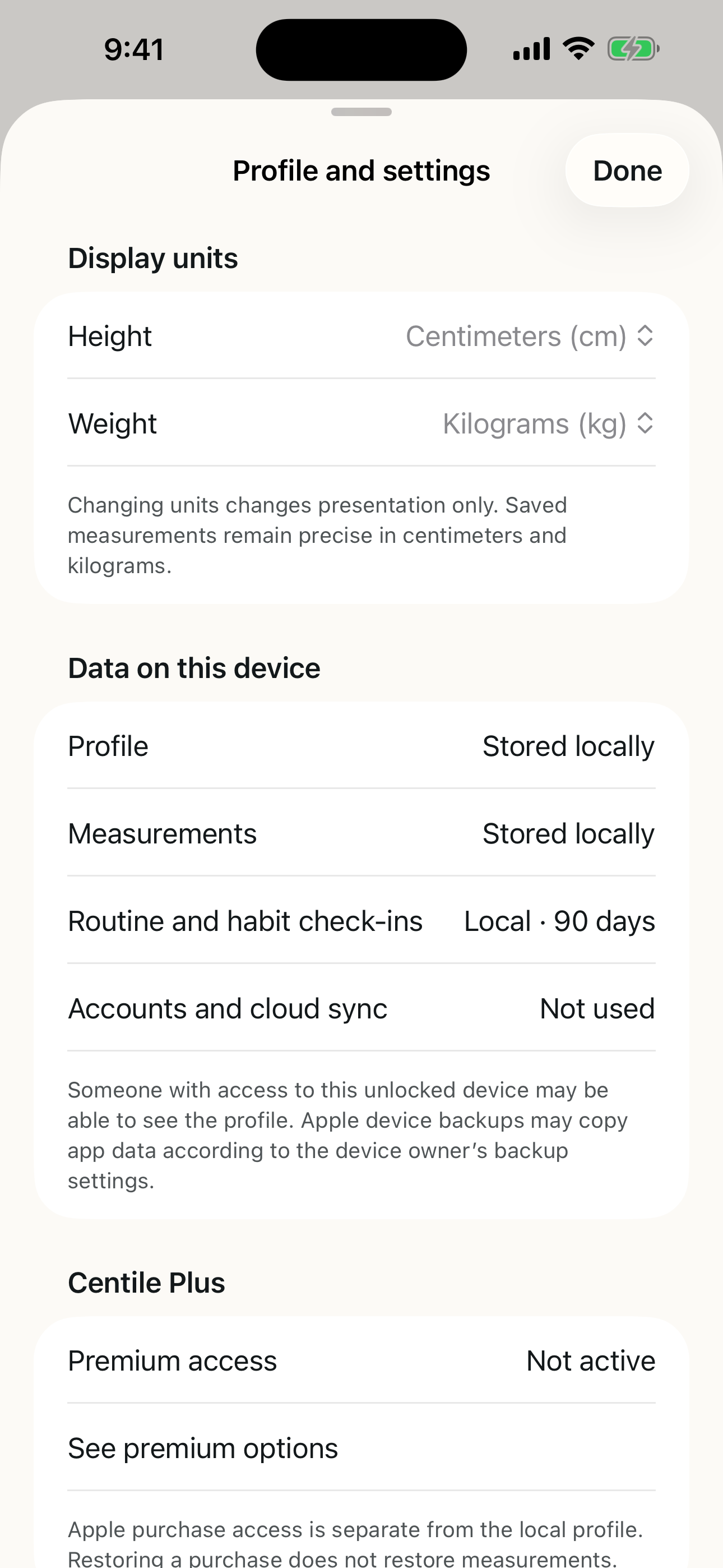 Centile Profile and settings screen showing display units, local storage, no cloud sync and Apple backup limits.